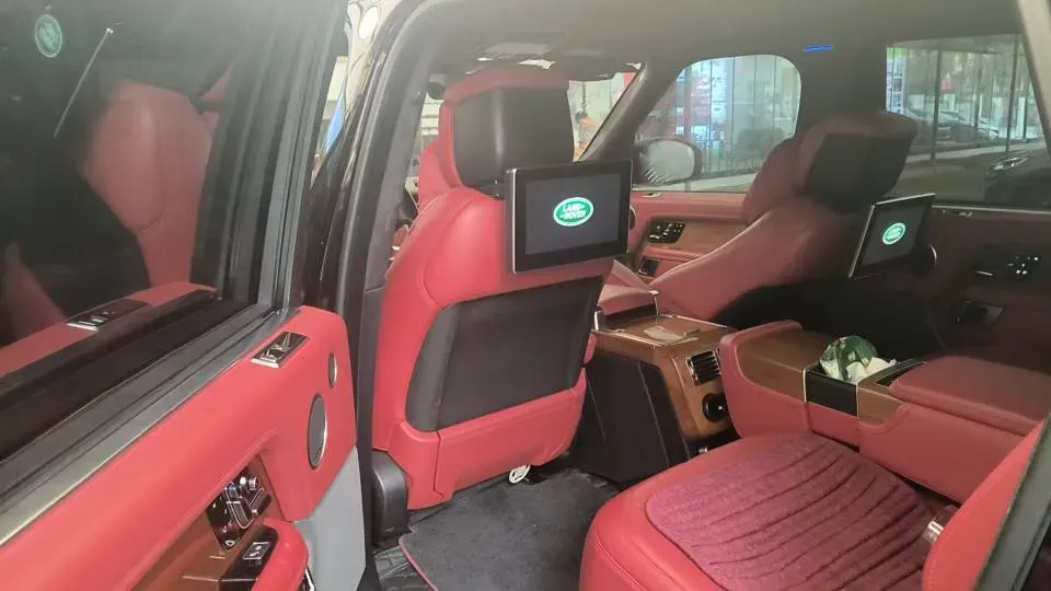 2018 Land Rover Range Rover Evoque 2.0T 241HP L4 9AT,autocango,china used car exporter,china ev exporter,chinese used car exporter,chinese used ev exporter