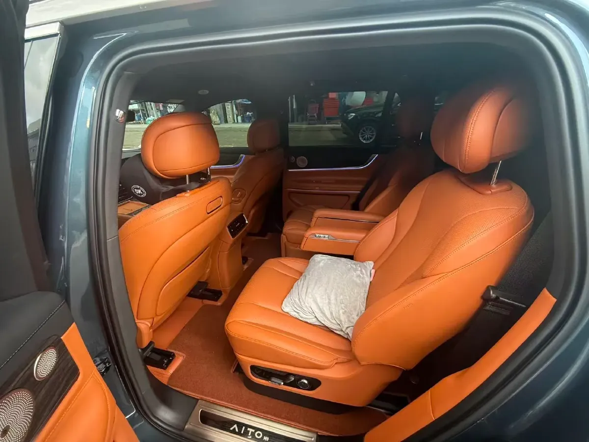 2024 HIMA AITO M9 1.5T 152HP L4 REEV 52KWH,autocango,china used car exporter,china ev exporter,chinese used car exporter,chinese used ev exporter