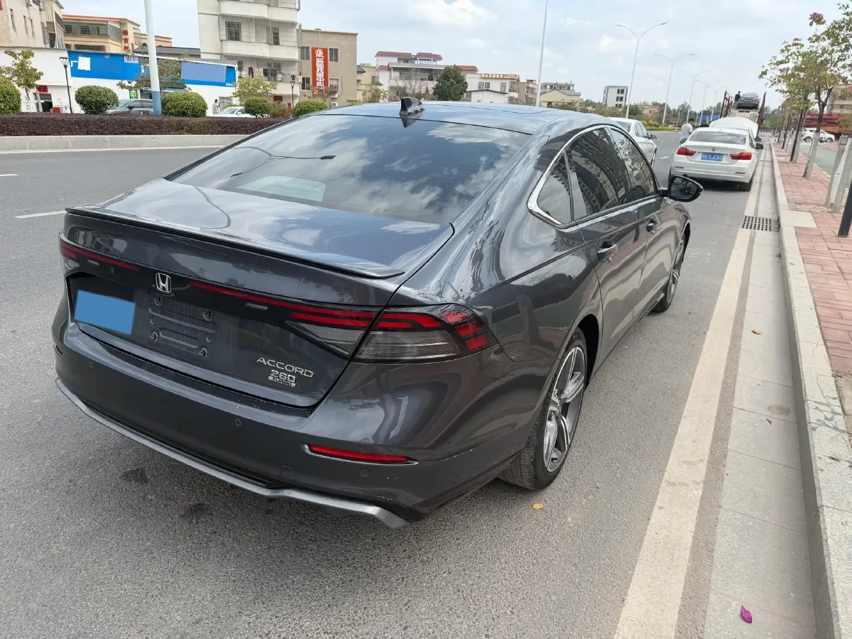 2023 Honda Accord 1.5T 192HP L4 CVT,autocango,china used car exporter,china ev exporter,chinese used car exporter,chinese used ev exporter