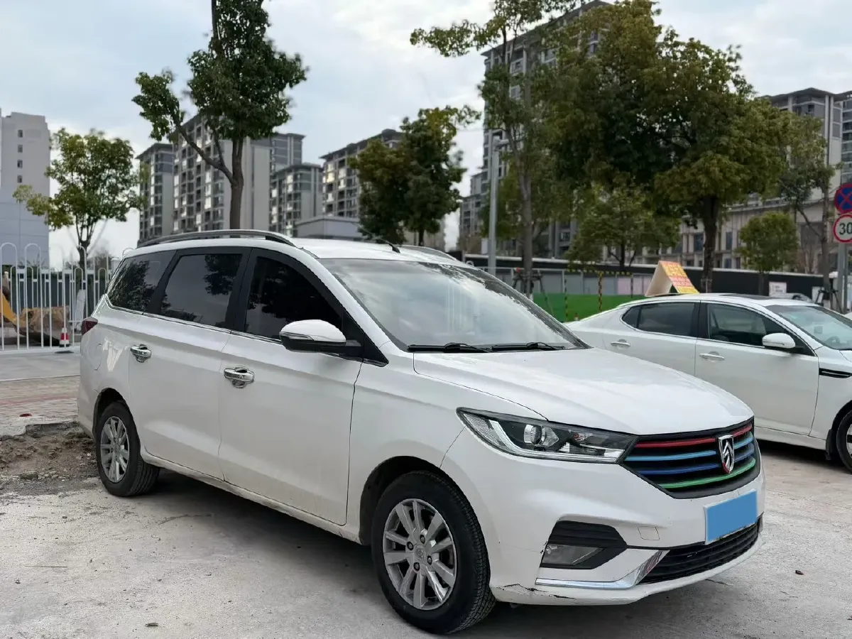 2018 BaoJun 360 1.5L 112HP L4 6MT,autocango,china used car exporter,china ev exporter,chinese used car exporter,chinese used ev exporter