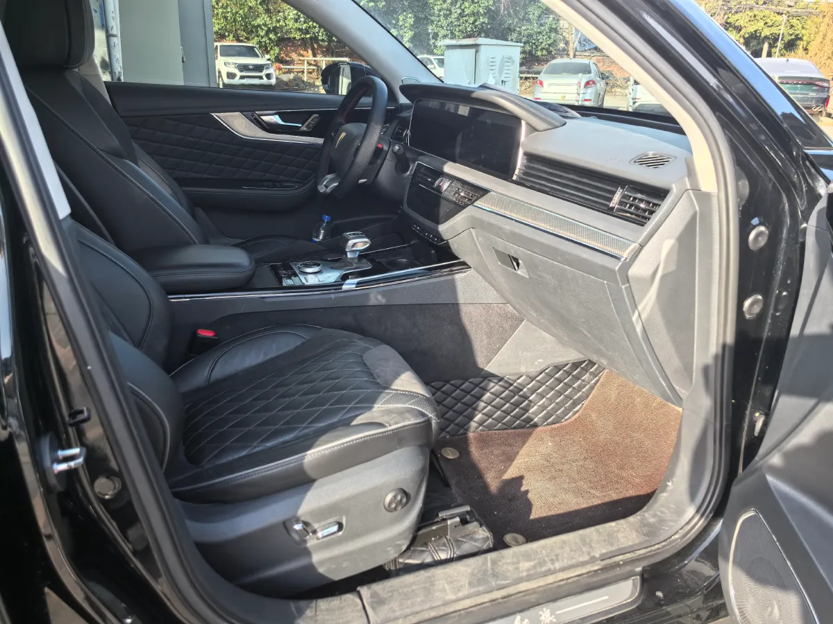 2019 HongQi HS5 2.0T 224HP L4 6AT,autocango,china used car exporter,china ev exporter,chinese used car exporter,chinese used ev exporter