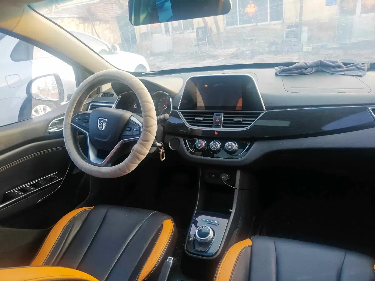 2017 Karry K50 1.5L 109HP L4 5MT,autocango,china used car exporter,china ev exporter,chinese used car exporter,chinese used ev exporter