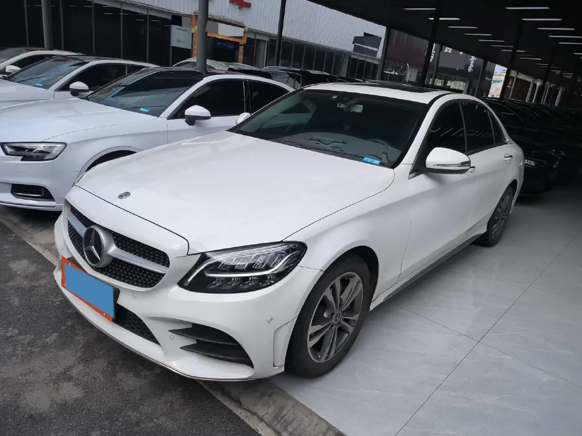 2020 Mercedes-Benz C Class 1.5T 156HP L4 9AT,autocango,china used car exporter,china ev exporter,chinese used car exporter,chinese used ev exporter
