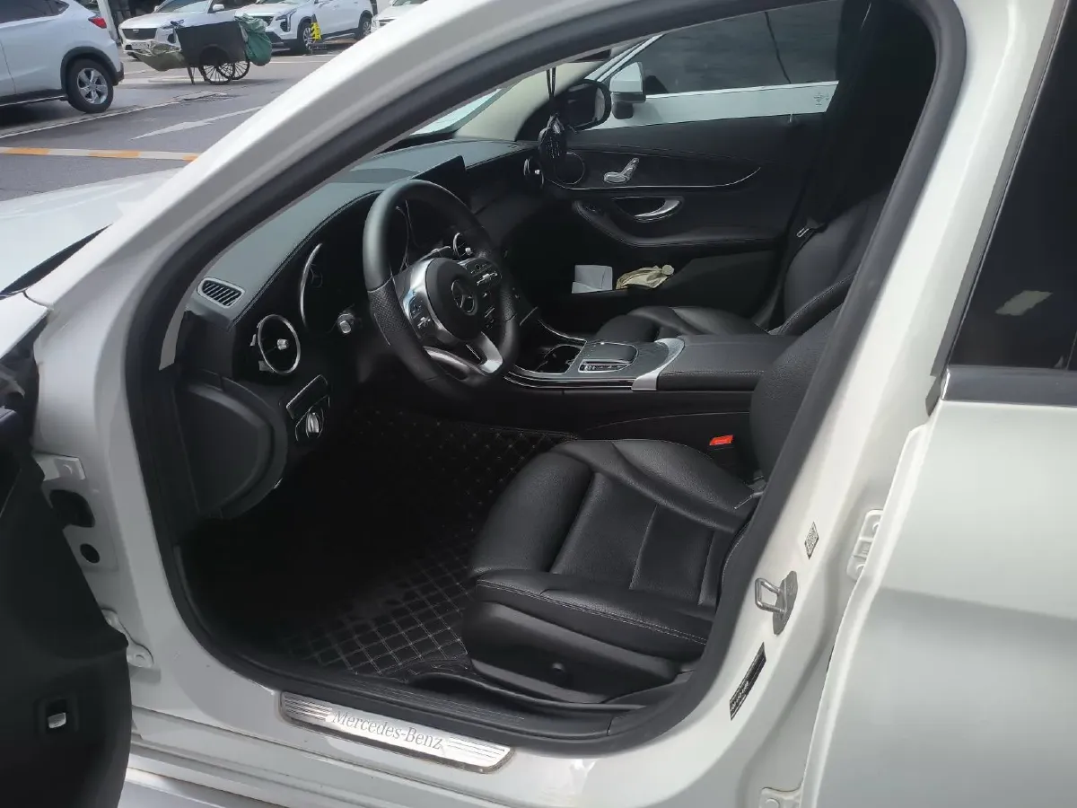 2020 Mercedes-Benz C Class 1.5T 156HP L4 9AT,autocango,china used car exporter,china ev exporter,chinese used car exporter,chinese used ev exporter