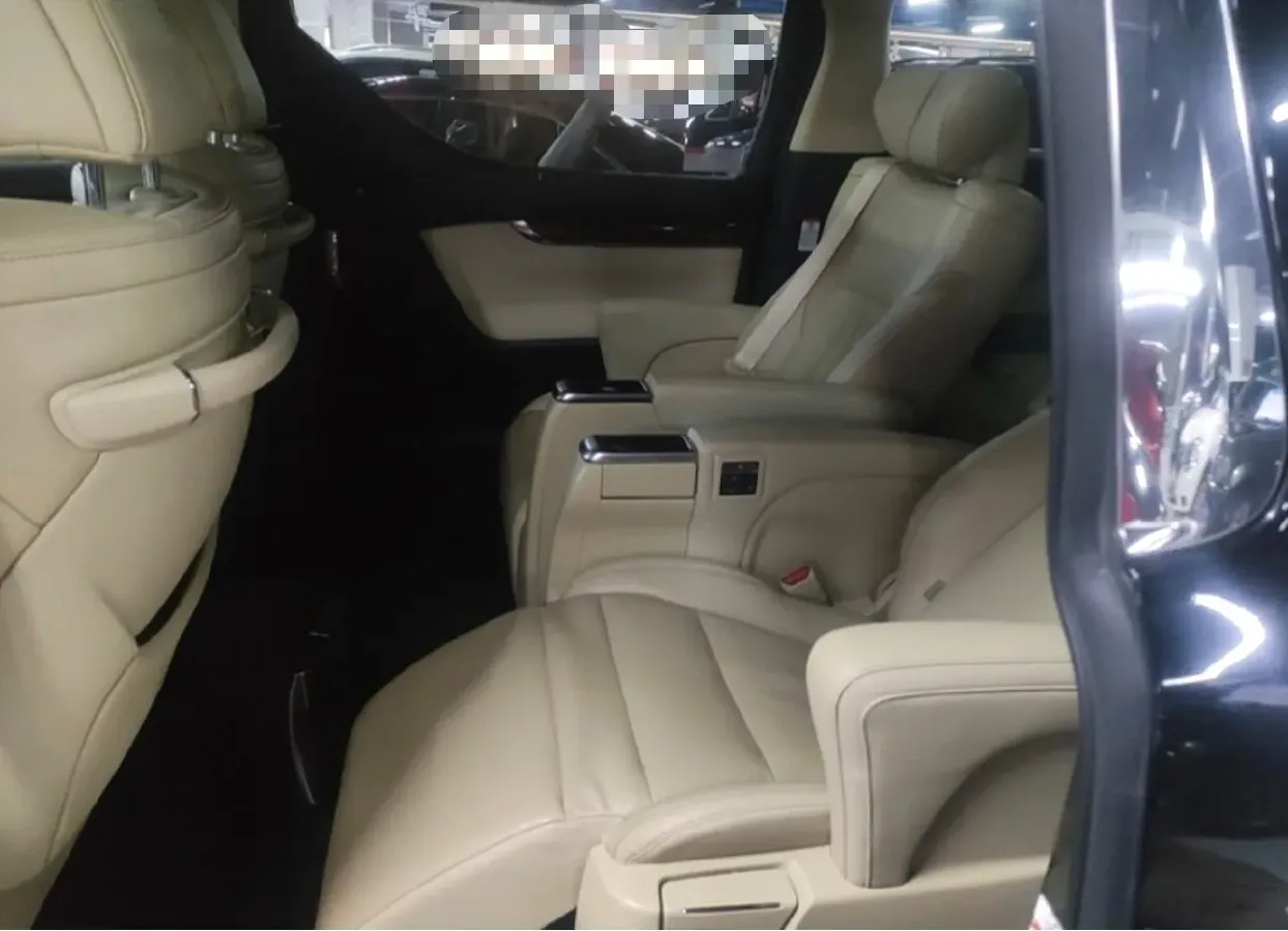 2021 Toyota Alphard 2.5L 117HP L4 E-CVT Hybrid,autocango,china used car exporter,china ev exporter,chinese used car exporter,chinese used ev exporter