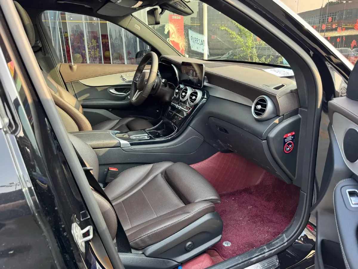 2021 Mercedes-Benz GLC Class 2.0T 197HP L4 9AT,autocango,china used car exporter,china ev exporter,chinese used car exporter,chinese used ev exporter