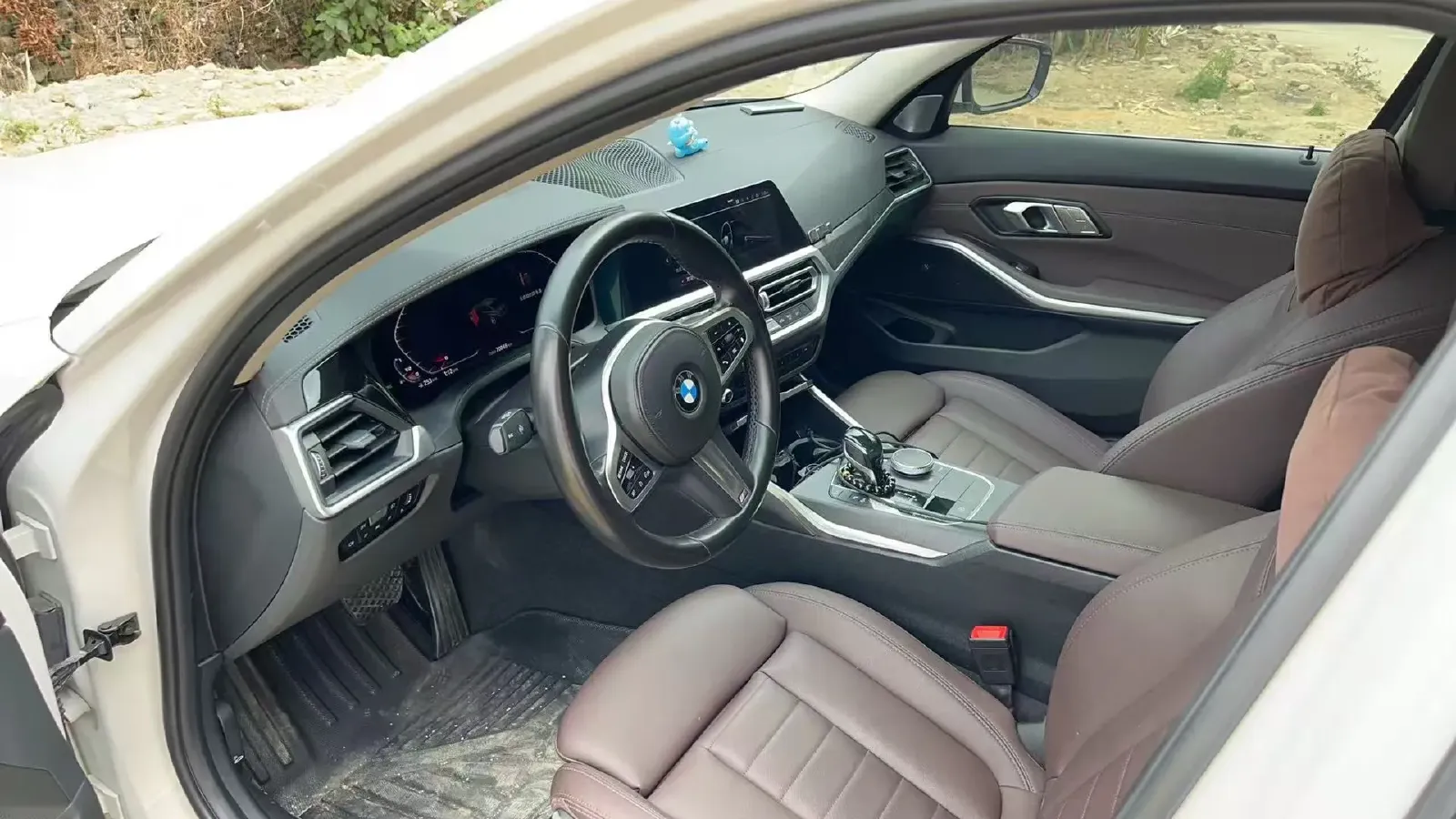 2020 BMW 3 Series 2.0T 184HP L4 8AT,autocango,china used car exporter,china ev exporter,chinese used car exporter,chinese used ev exporter