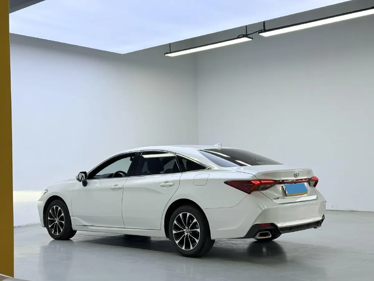 2022 Toyota Avalon 2.0L 178HP L4 CVT,autocango,china used car exporter,china ev exporter,chinese used car exporter,chinese used ev exporter