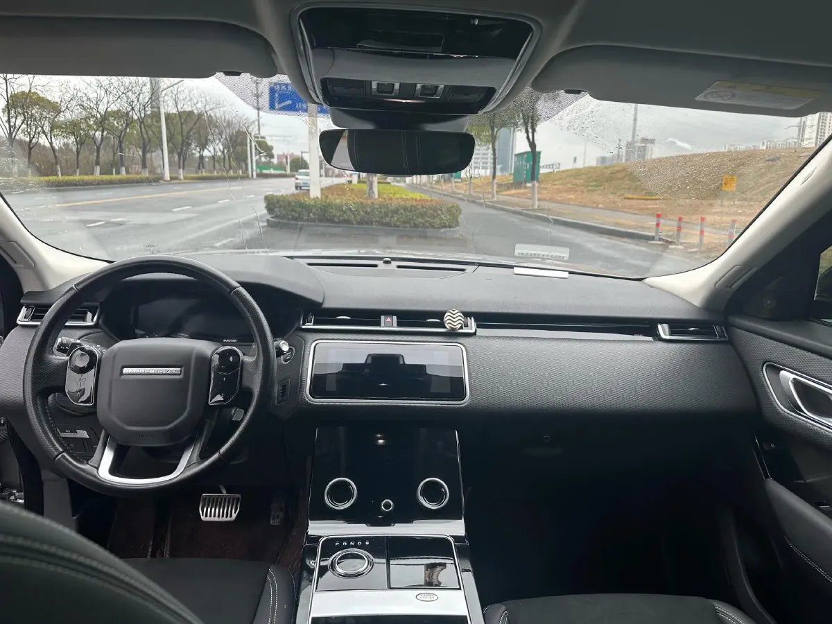 2020 Land Rover Range Rover Velar 2.0T 250HP L4 8AT,autocango,china used car exporter,china ev exporter,chinese used car exporter,chinese used ev exporter