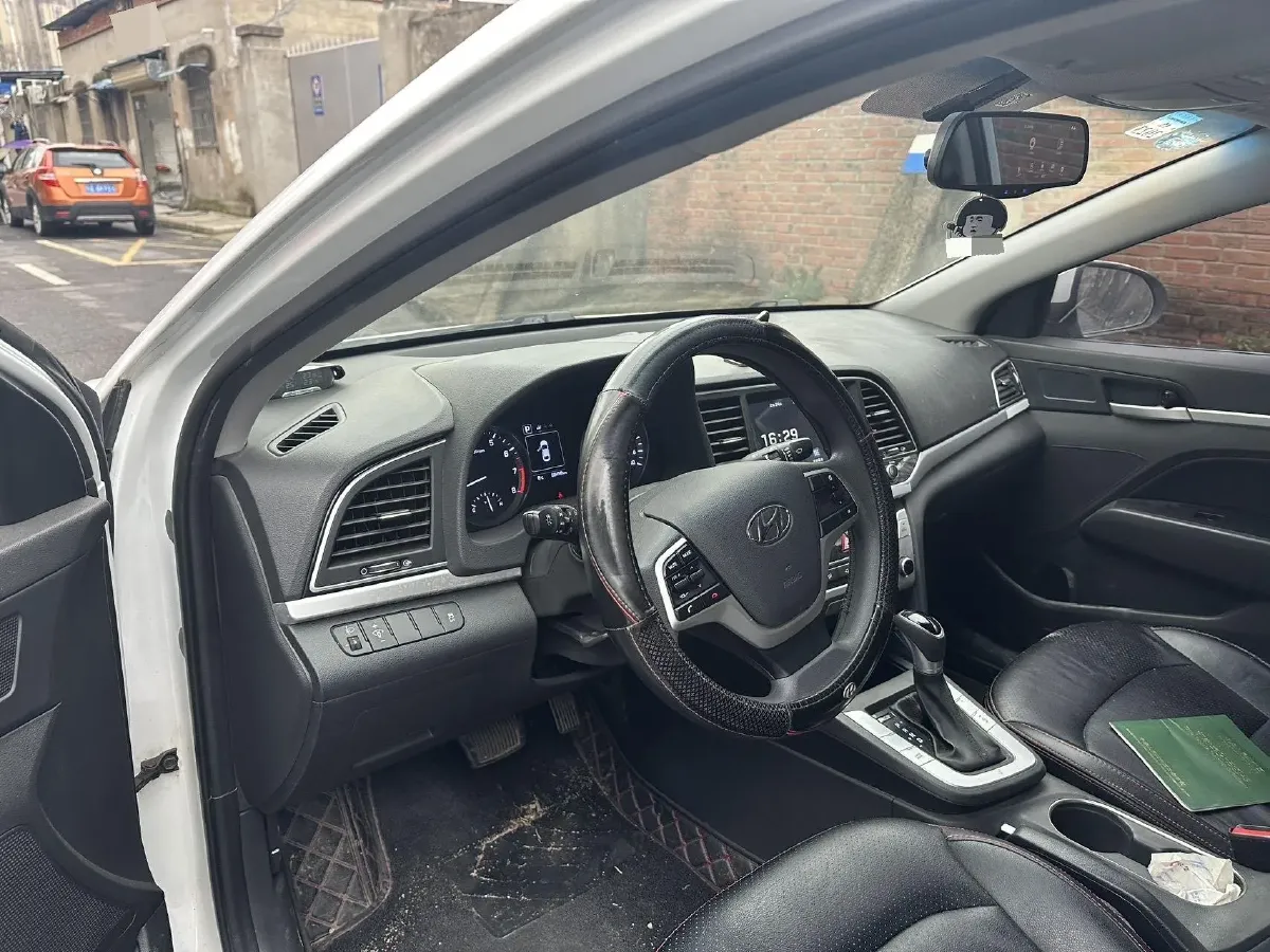 2016 Hyundai Elantra 1.6L 130HP L4 6AT,autocango,china used car exporter,china ev exporter,chinese used car exporter,chinese used ev exporter