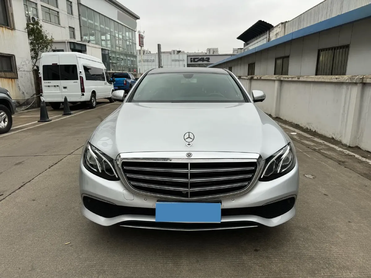 2020 Mercedes-Benz E Class 2.0T 258HP L4 9AT,autocango,china used car exporter,china ev exporter,chinese used car exporter,chinese used ev exporter
