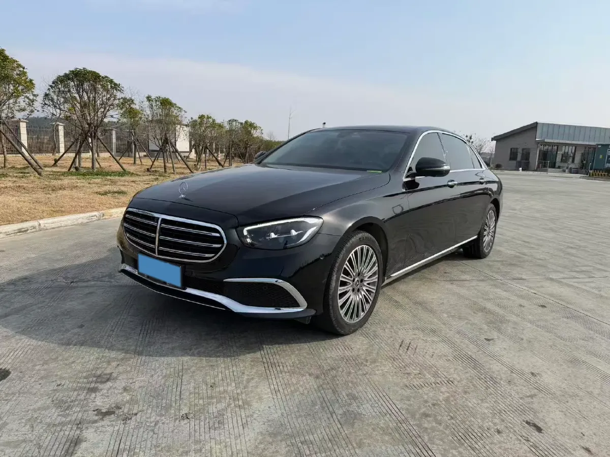 2022 Mercedes-Benz E Class 2.0T 258HP L4 9AT,autocango,china used car exporter,china ev exporter,chinese used car exporter,chinese used ev exporter