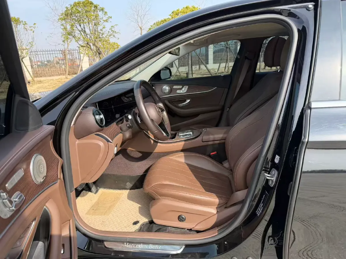 2022 Mercedes-Benz E Class 2.0T 258HP L4 9AT,autocango,china used car exporter,china ev exporter,chinese used car exporter,chinese used ev exporter