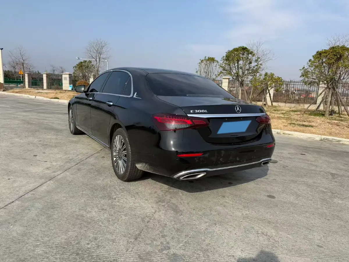 2022 Mercedes-Benz E Class 2.0T 258HP L4 9AT,autocango,china used car exporter,china ev exporter,chinese used car exporter,chinese used ev exporter