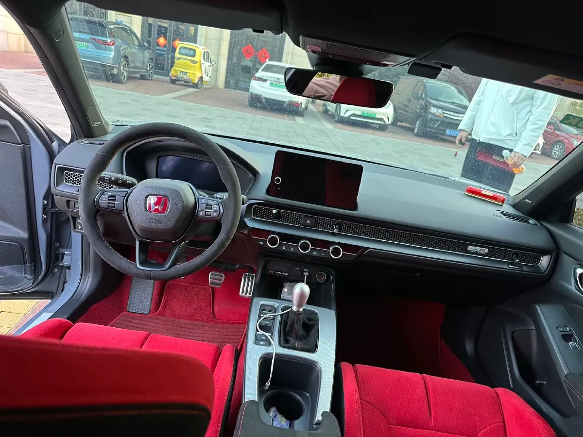 2023 Honda Civic 2.0T 300HP L4 6MT,autocango,china used car exporter,china ev exporter,chinese used car exporter,chinese used ev exporter