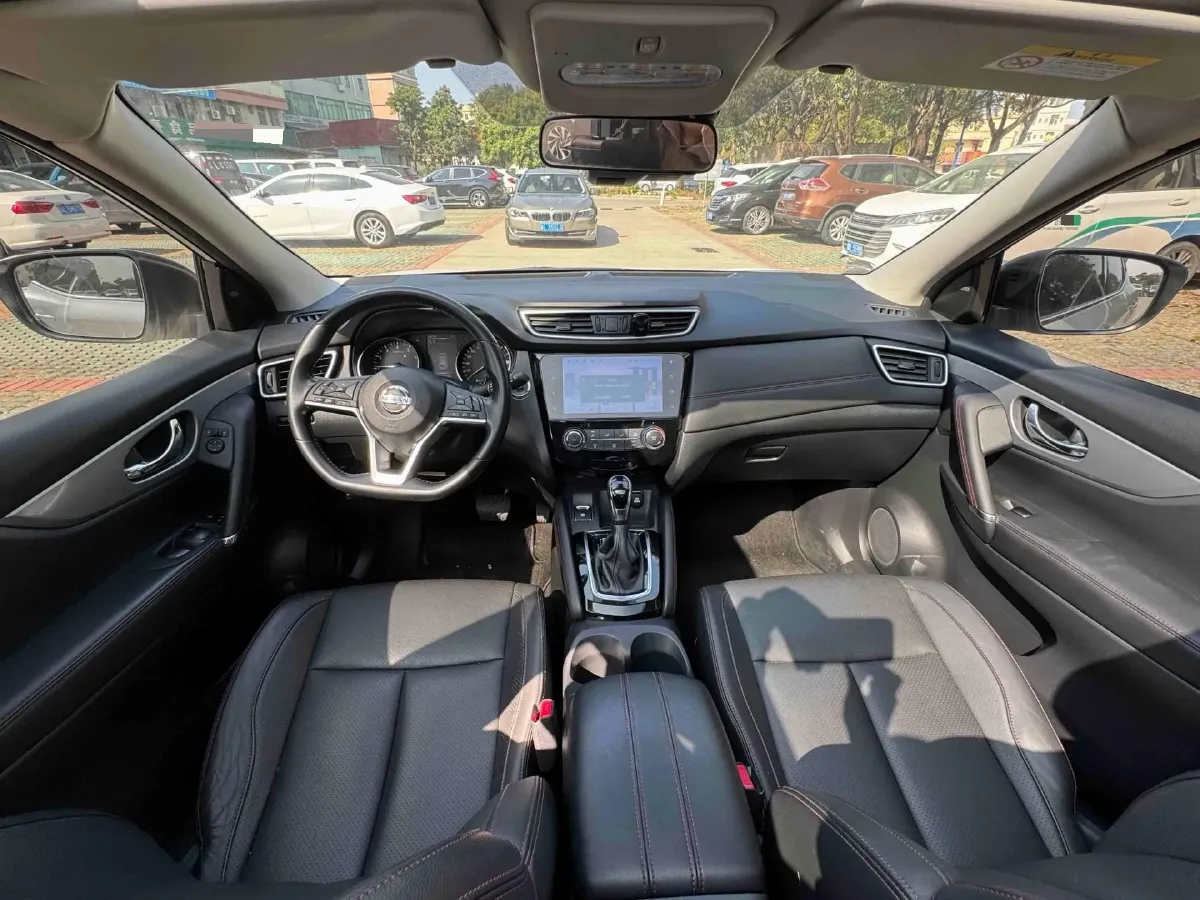 2021 Nissan Qashqai 2.0L 151HP L4 CVT,autocango,china used car exporter,china ev exporter,chinese used car exporter,chinese used ev exporter