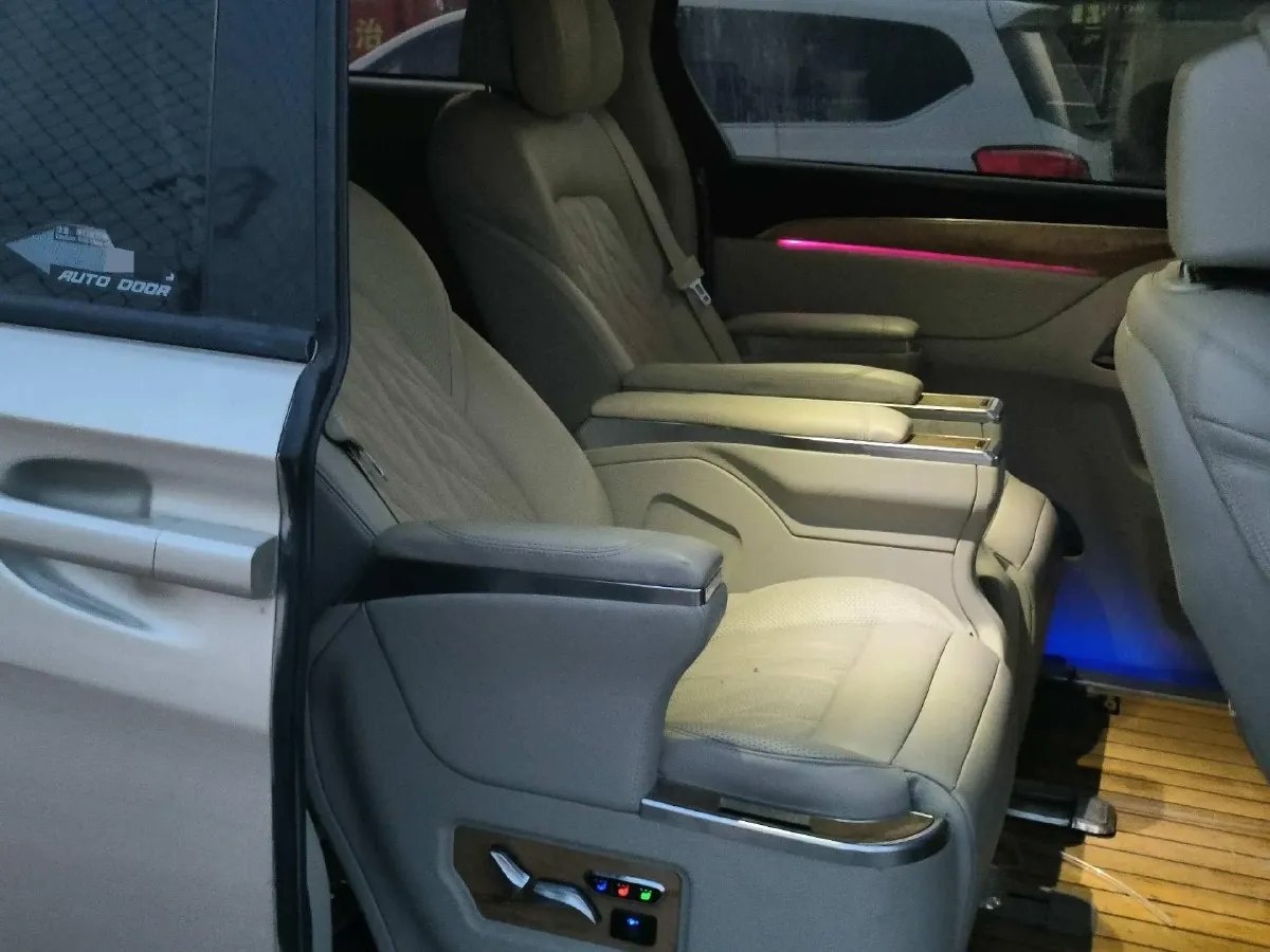 2018 Buick GL8 2.0T 260HP L4 6AT,autocango,china used car exporter,china ev exporter,chinese used car exporter,chinese used ev exporter