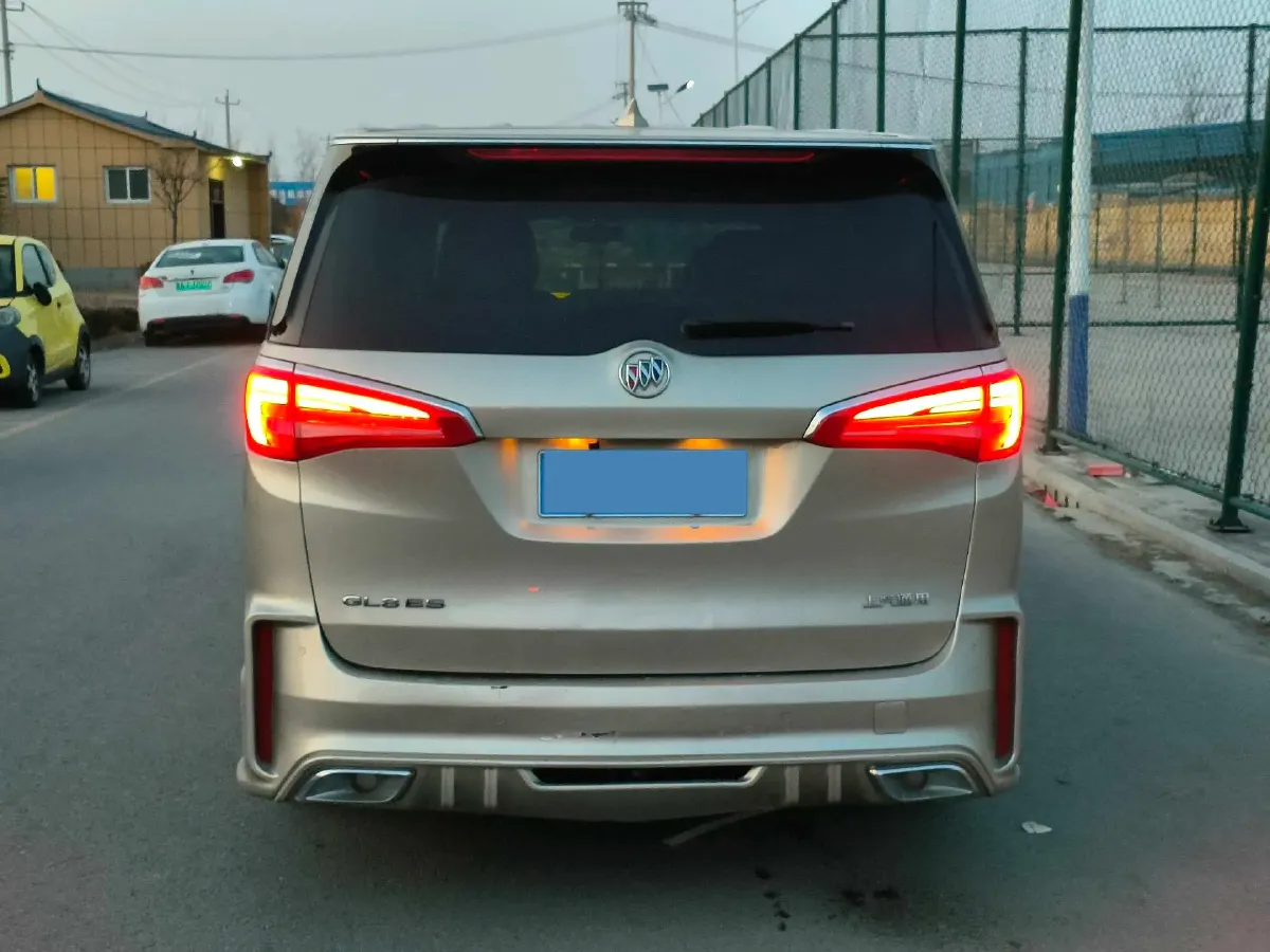 2018 Buick GL8 2.0T 260HP L4 6AT,autocango,china used car exporter,china ev exporter,chinese used car exporter,chinese used ev exporter