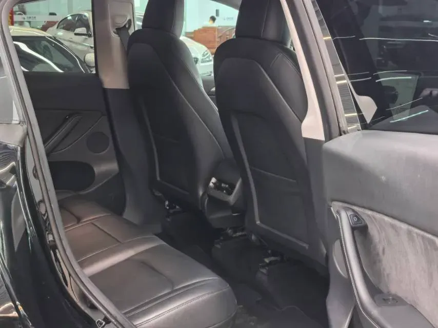 2022 Tesla Model Y BEV 60KWH,autocango,china used car exporter,china ev exporter,chinese used car exporter,chinese used ev exporter