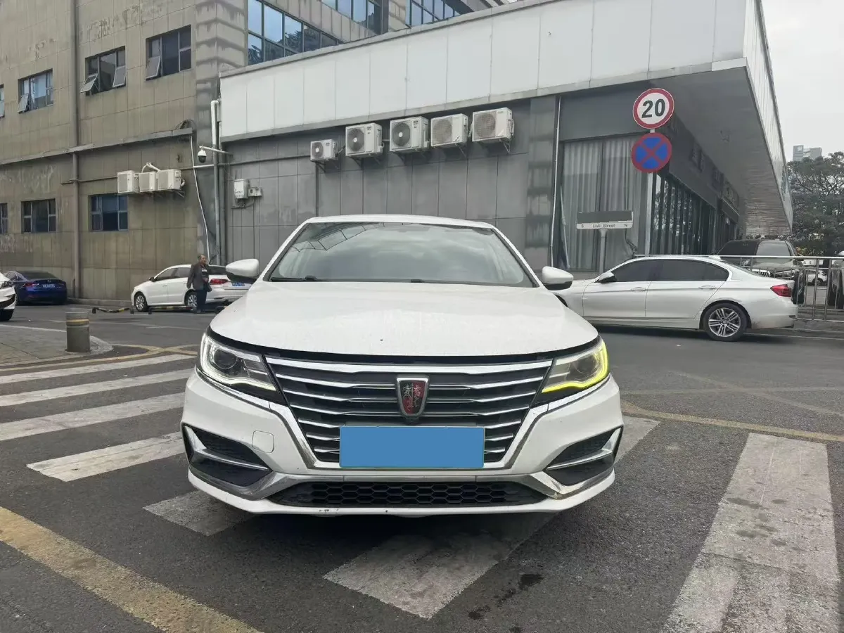 2017 Roewe i6 1.0T 125HP L3 2AT PHEV,autocango,china used car exporter,china ev exporter,chinese used car exporter,chinese used ev exporter