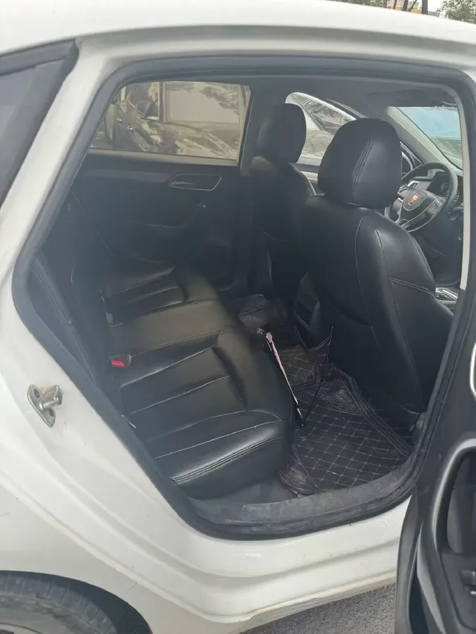 2017 Roewe i6 1.0T 125HP L3 2AT PHEV,autocango,china used car exporter,china ev exporter,chinese used car exporter,chinese used ev exporter