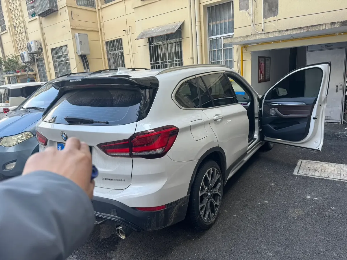 2022 BMW X1 2.0T 192HP L4 8AT,autocango,china used car exporter,china ev exporter,chinese used car exporter,chinese used ev exporter