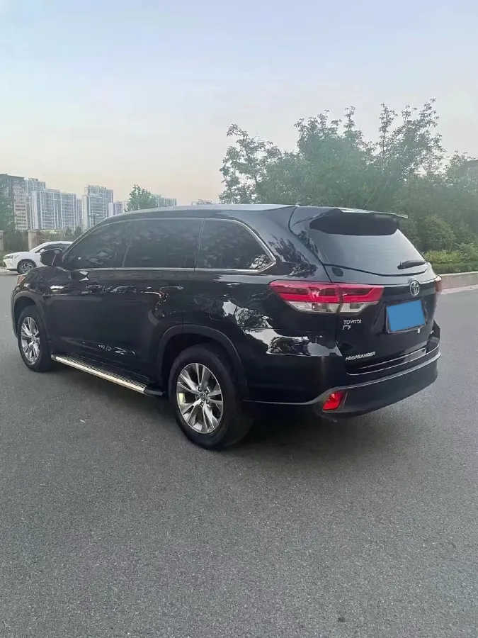 2018 Toyota Highlander 2.0T 220HP L4 6AT,autocango,china used car exporter,china ev exporter,chinese used car exporter,chinese used ev exporter