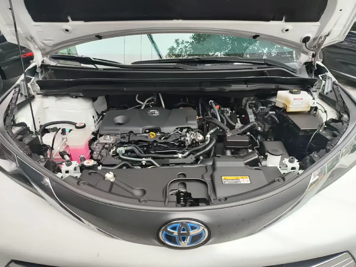2023 Toyota Sienna 2.5L 189HP L4 E-CVT Hybrid,autocango,china used car exporter,china ev exporter,chinese used car exporter,chinese used ev exporter