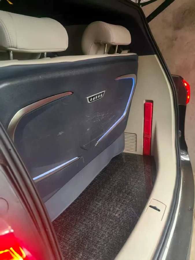 2021 Buick GL8 2.0T 237HP L4 9AT,autocango,china used car exporter,china ev exporter,chinese used car exporter,chinese used ev exporter