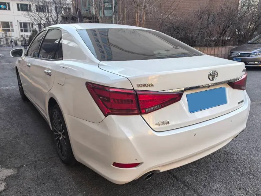 2018 Toyota Highlander 2.0T 220HP L4 6AT,autocango,china used car exporter,china ev exporter,chinese used car exporter,chinese used ev exporter