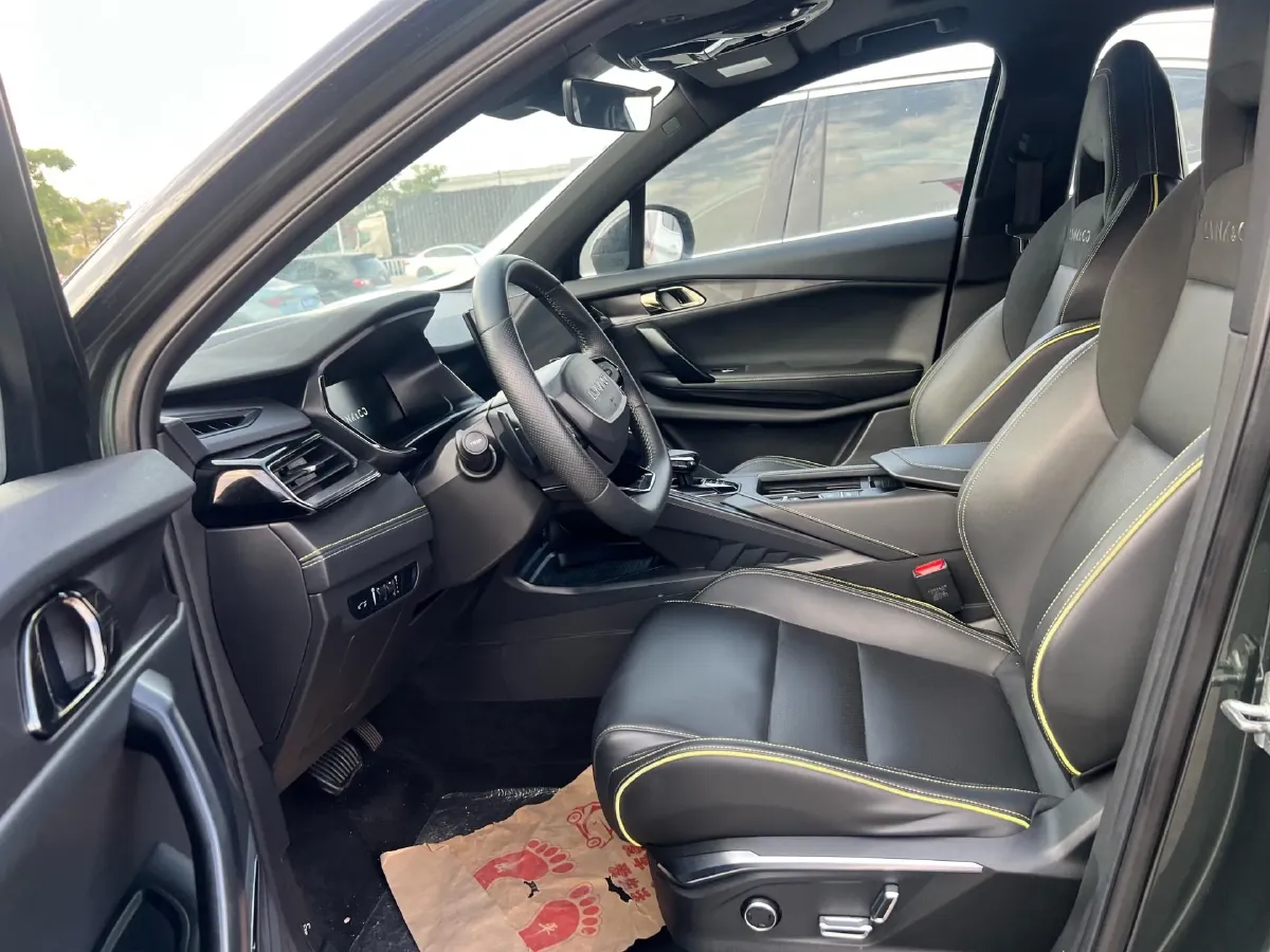 2023 LYNK&CO 06 1.5T 181HP L4 7DCT,autocango,china used car exporter,china ev exporter,chinese used car exporter,chinese used ev exporter