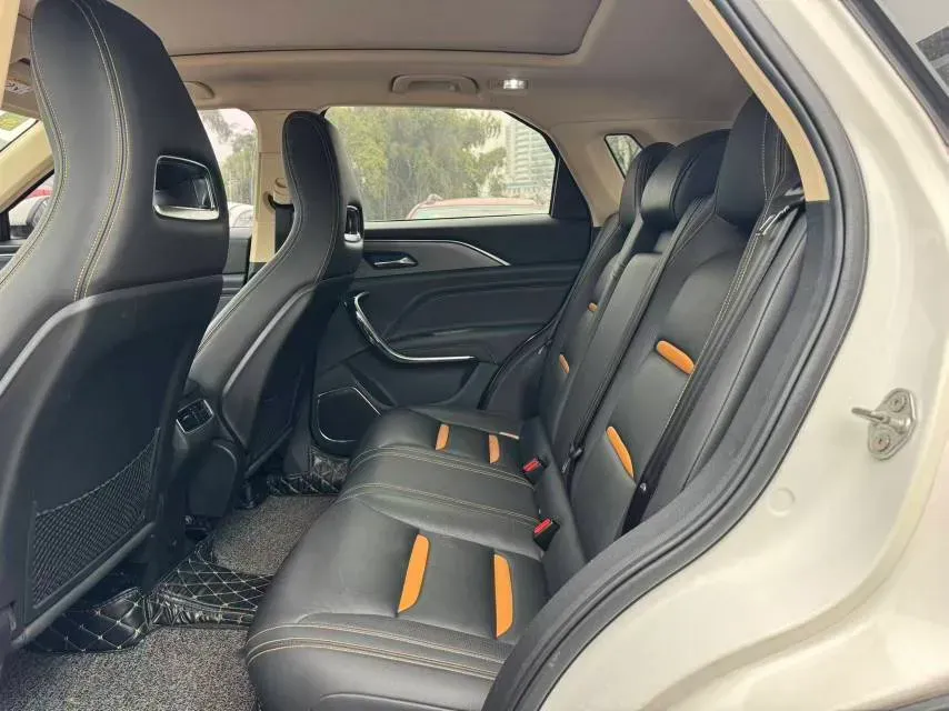 2019 Bestune T77 1.2T 143HP L4 7DCT,autocango,china used car exporter,china ev exporter,chinese used car exporter,chinese used ev exporter