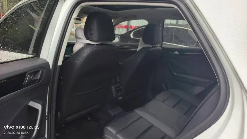 2019 Volkswagen T-Roc 1.4T 150HP L4 7DCT,autocango,china used car exporter,china ev exporter,chinese used car exporter,chinese used ev exporter