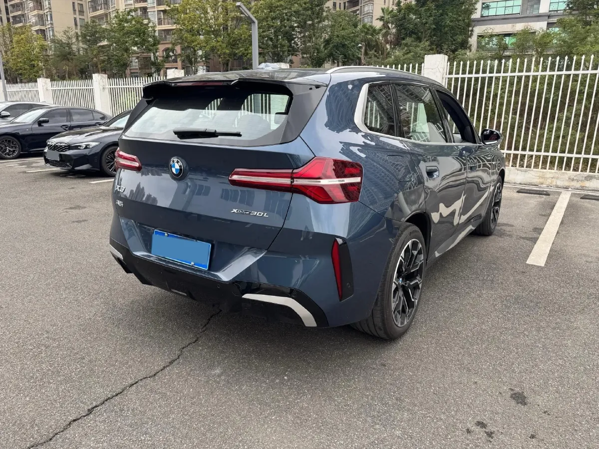 2025 BMW X3 2.0T 258HP L4 8AT,autocango,china used car exporter,china ev exporter,chinese used car exporter,chinese used ev exporter