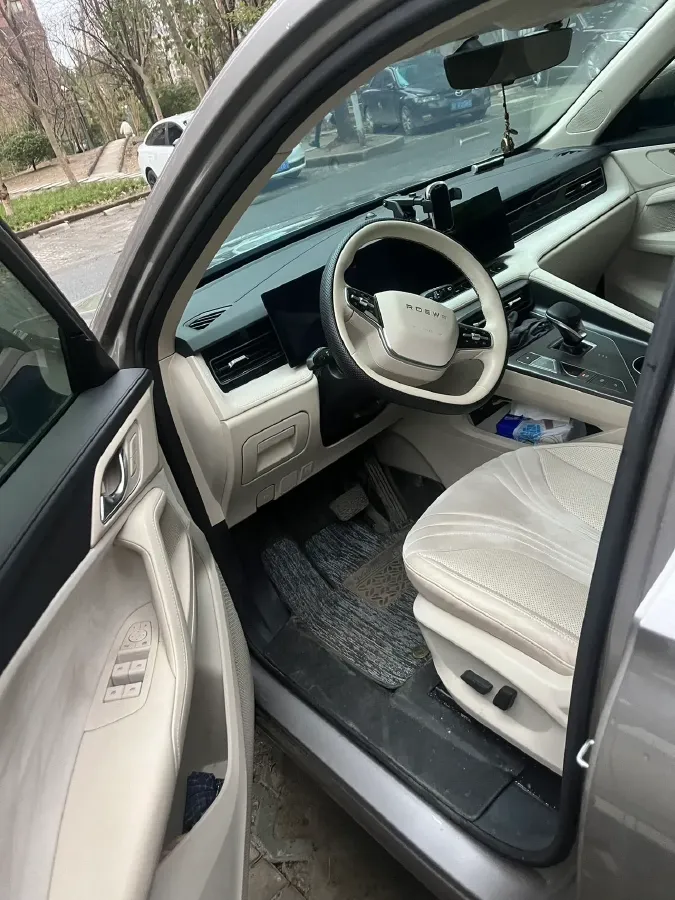 2024 Roewe D5X DMH 1.5T 150HP L4 2DHT PHEV 21.4KWH,autocango,china used car exporter,china ev exporter,chinese used car exporter,chinese used ev exporter