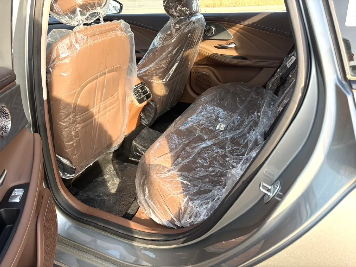 2025 Chery Arrizo 8 2.0T 254HP L4 7DCT,autocango,china used car exporter,china ev exporter,chinese used car exporter,chinese used ev exporter