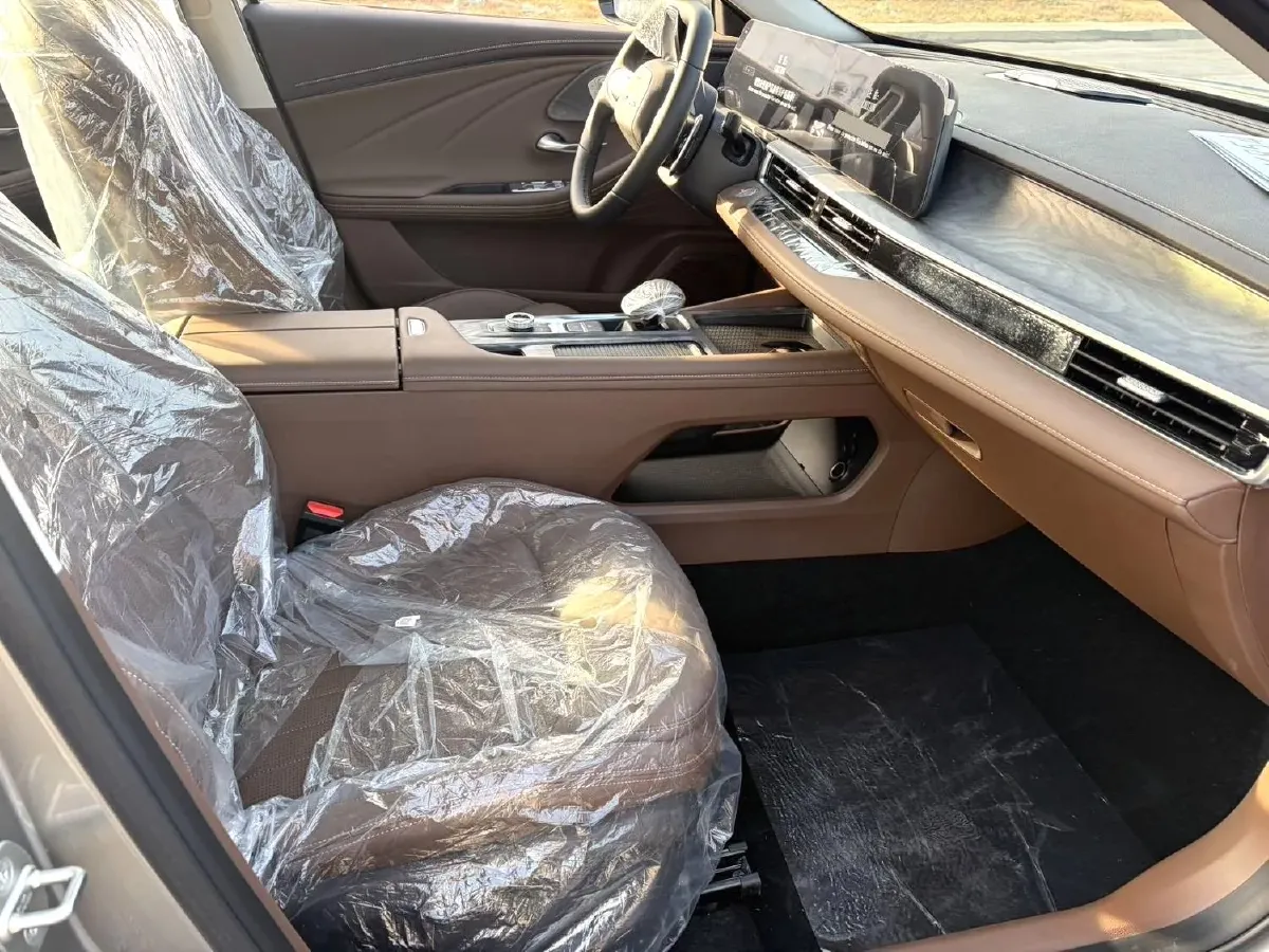 2025 Chery Arrizo 8 2.0T 254HP L4 7DCT,autocango,china used car exporter,china ev exporter,chinese used car exporter,chinese used ev exporter