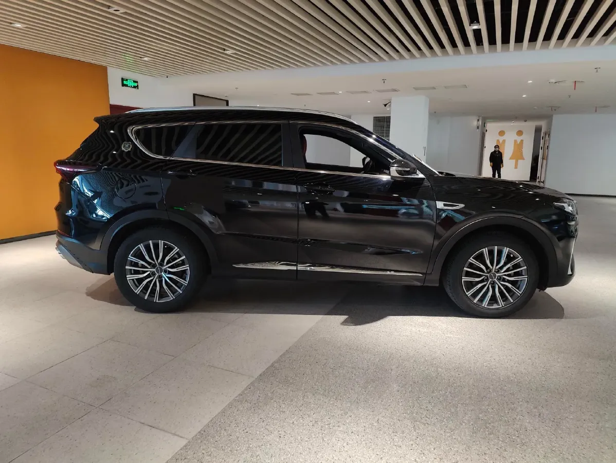 2023 ChangAn Oshan X7 Plus 1.5T 188HP L4 7DCT,autocango,china used car exporter,china ev exporter,chinese used car exporter,chinese used ev exporter