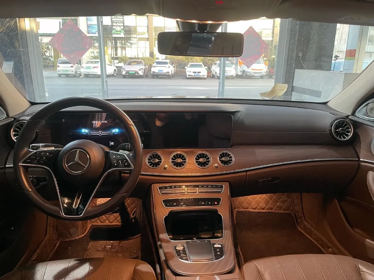 2021 Mercedes-Benz E Class 2.0T 258HP L4 9AT,autocango,china used car exporter,china ev exporter,chinese used car exporter,chinese used ev exporter