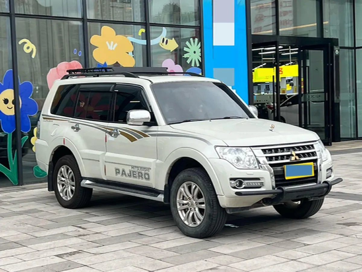 2017 Honda Jade 1.8L 141HP L4 5AT,autocango,china used car exporter,china ev exporter,chinese used car exporter,chinese used ev exporter