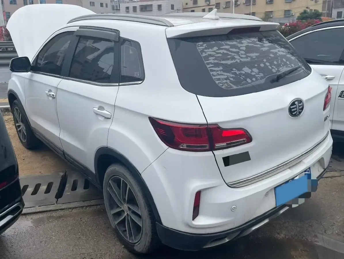 2018 Bestune X40 1.6L 114HP L4 6AT,autocango,china used car exporter,china ev exporter,chinese used car exporter,chinese used ev exporter