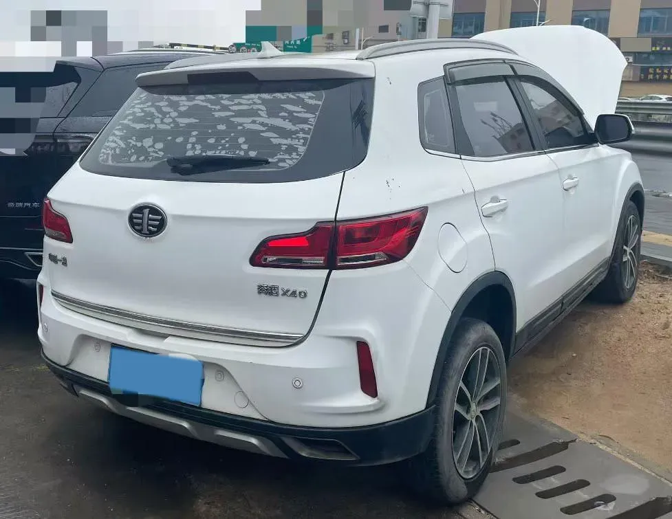 2018 Bestune X40 1.6L 114HP L4 6AT,autocango,china used car exporter,china ev exporter,chinese used car exporter,chinese used ev exporter