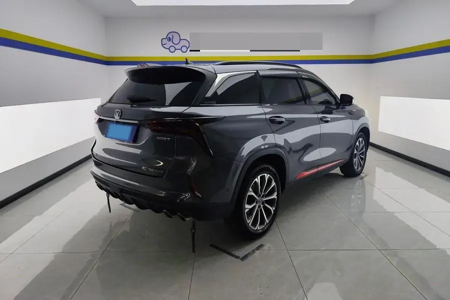 2022 ChangAn CS75 Plus 2.0T 233HP L4 8AT,autocango,china used car exporter,china ev exporter,chinese used car exporter,chinese used ev exporter