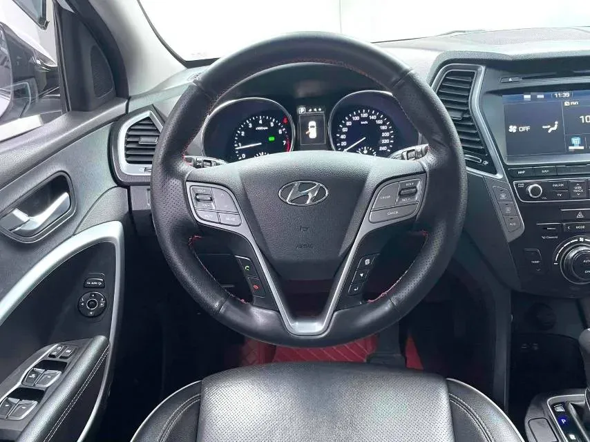 2017 Hyundai Santafe 2.0T 245HP L4 6AT,autocango,china used car exporter,china ev exporter,chinese used car exporter,chinese used ev exporter