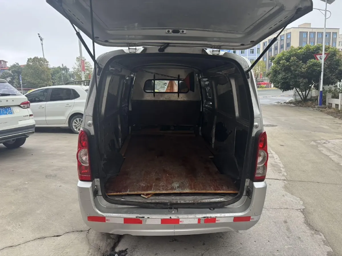 2020 Roewe RX3 1.6L 125HP L4 CVT,autocango,china used car exporter,china ev exporter,chinese used car exporter,chinese used ev exporter