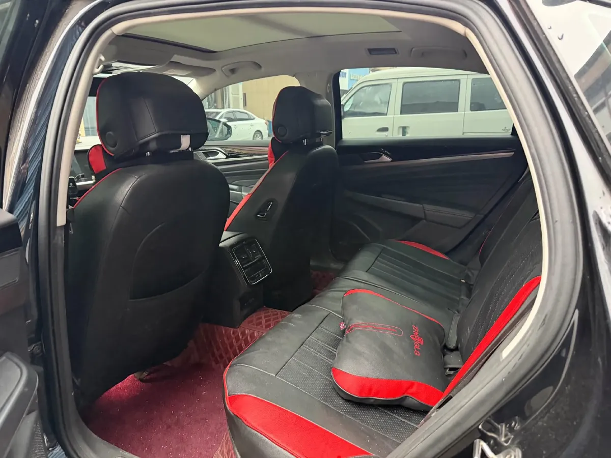 2024 Volkswagen Passat 2.0T 186HP L4 7DCT,autocango,china used car exporter,china ev exporter,chinese used car exporter,chinese used ev exporter