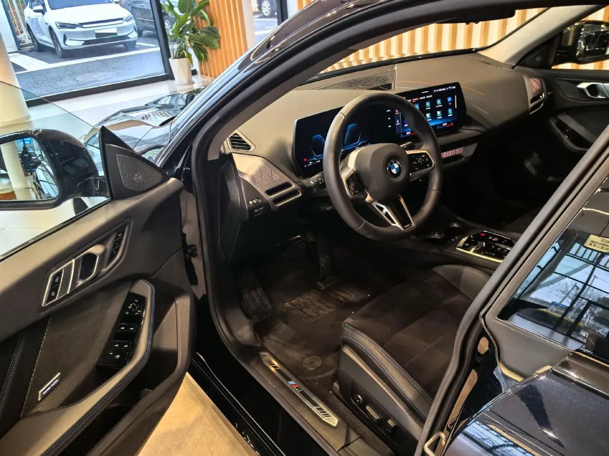 2025 JAC Refine RefineRF8 2.0T 253HP L4 8AT,autocango,china used car exporter,china ev exporter,chinese used car exporter,chinese used ev exporter