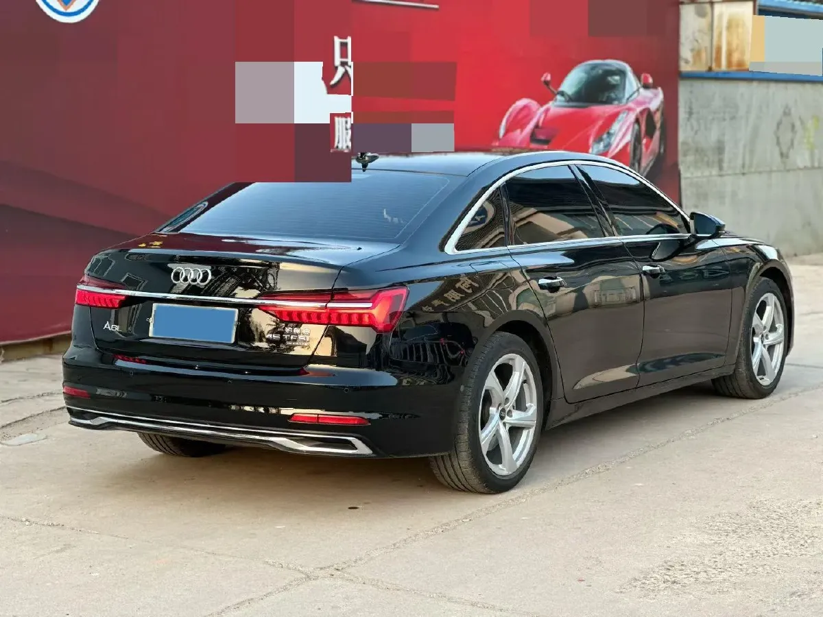 2023 Audi A6L 2.0T 245HP L4 7DCT,autocango,china used car exporter,china ev exporter,chinese used car exporter,chinese used ev exporter