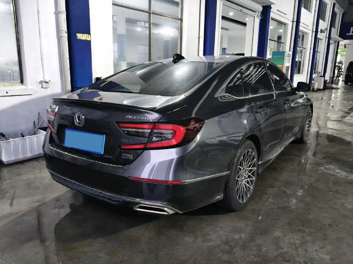 2022 Honda Accord 1.5T 194HP L4 CVT,autocango,china used car exporter,china ev exporter,chinese used car exporter,chinese used ev exporter