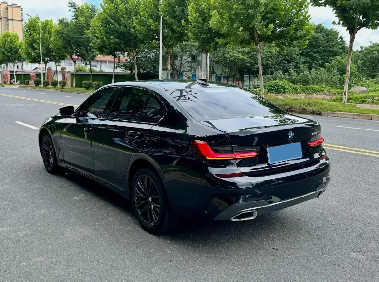 2022 BMW 3 Series 2.0T 184HP L4 8AT,autocango,china used car exporter,china ev exporter,chinese used car exporter,chinese used ev exporter